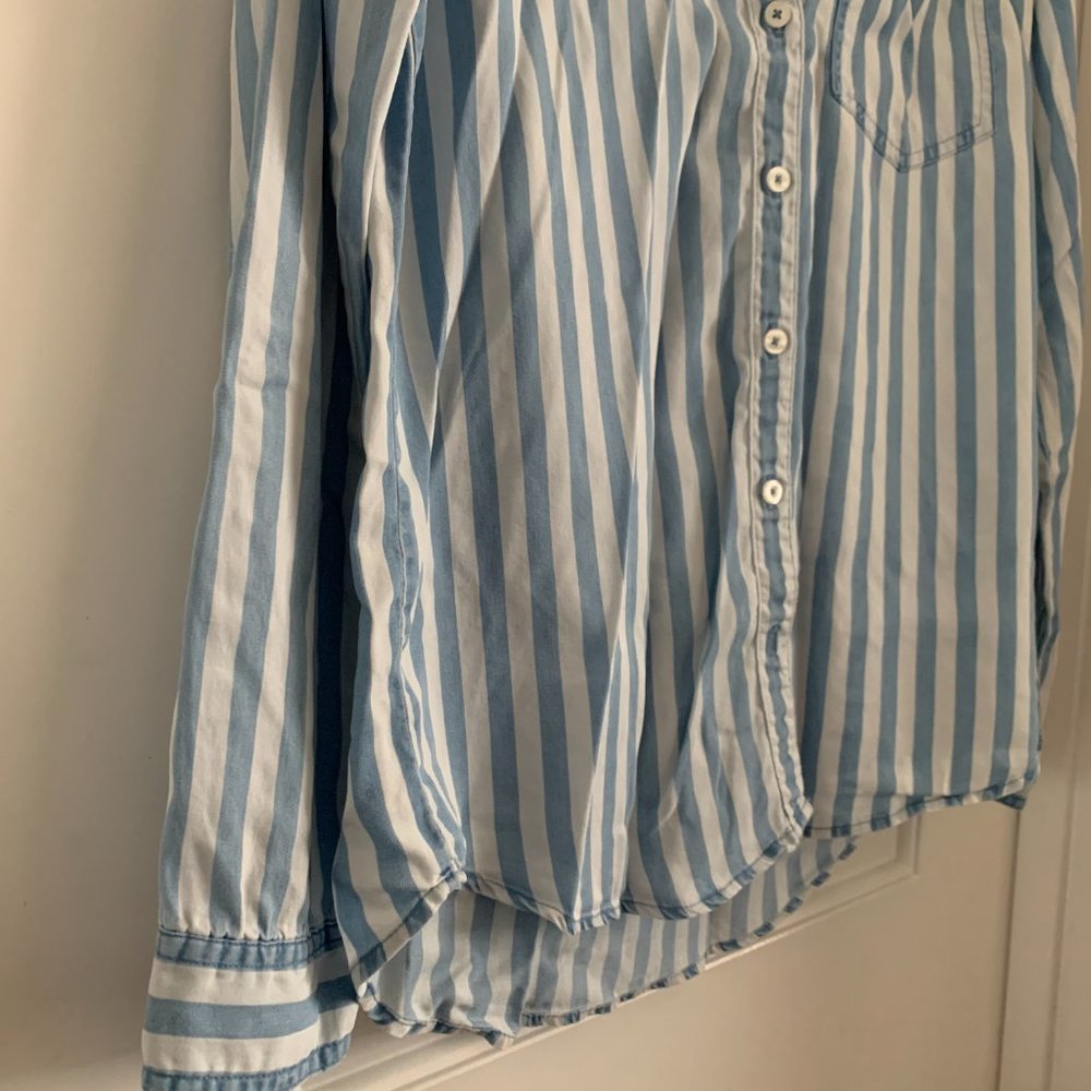FOREVER 21 Stripes Button Up Long Sleeve Top - Picture 3 of 5